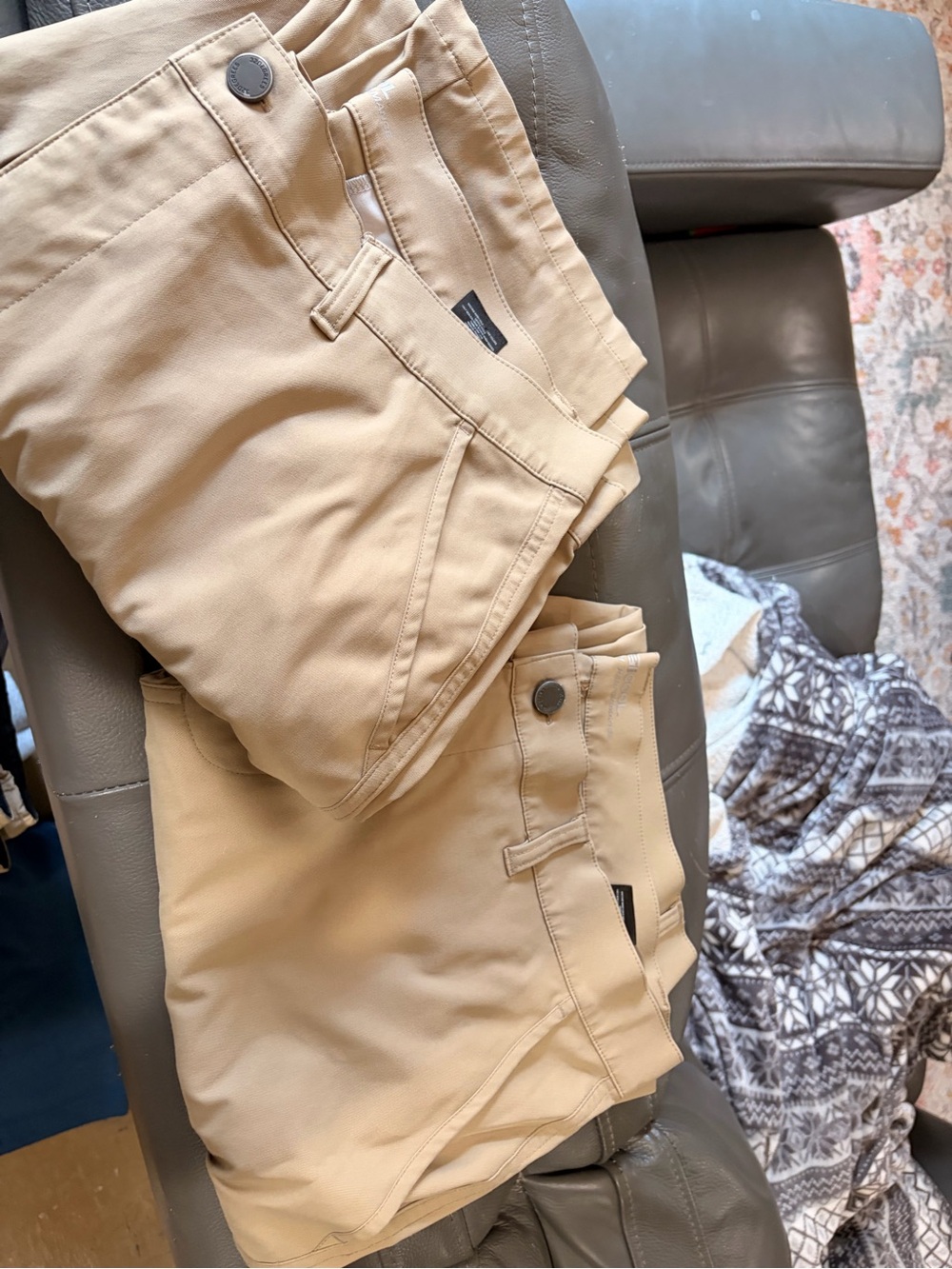 32 Degrees Men's Tan Chino Pants